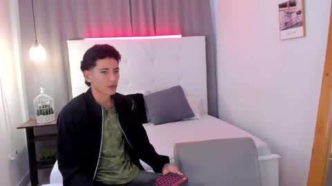 alejo_exotic online show from May 2026 12:21:01 PM