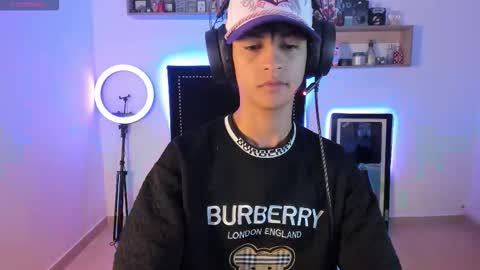 alejo online show from November 2025 05:06:01 AM