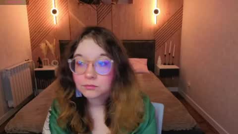 Aleks online show from May 2026 01:22:01 AM