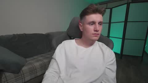 Snapshot of aleks_fisher chatting on October 2025 11:05:01 PM Alex and Linar online show from October 2025 11:05:01 PM