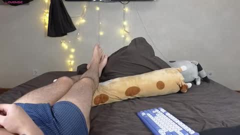 Alena online show from November 2025 06:40:02 PM