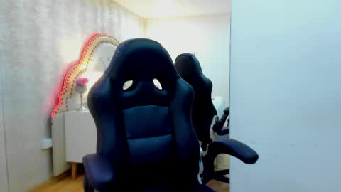 Snapshot of alenacoleman chatting on June 2026 12:22:02 PM ALENA online show from June 2026 12:22:02 PM