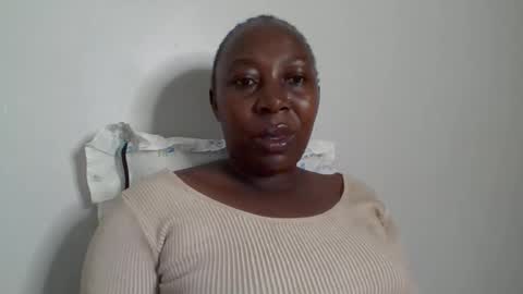 Snapshot of alesha_ chatting on November 2025 06:46:02 AM Noreen Kennth and Emilly online show from November 2025 06:46:02 AM