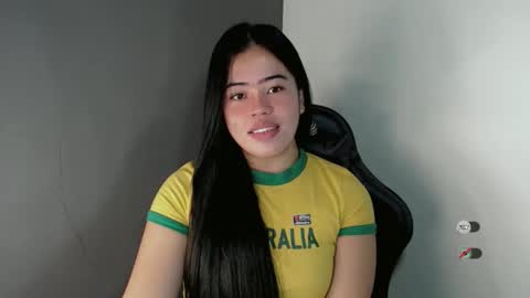 Snapshot of alesha_vibe_me chatting on February 2026 01:17:01 PM alesha_vibe_me online show from February 2026 01:17:01 PM