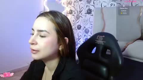 Snapshot of alesia_tay chatting on June 2026 11:31:01 AM alesia_tay online show from June 2026 11:31:01 AM