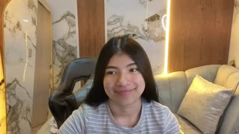 Snapshot of alesia_v chatting on July 2026 03:02:02 AM Live 1000pm 600am COLOMBIAN HOUR online show from July 2026 03:02:02 AM