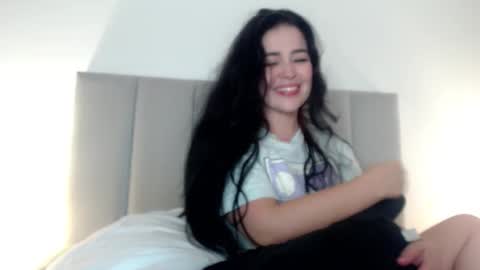 Aleska online show from December 2025 11:43:01 PM