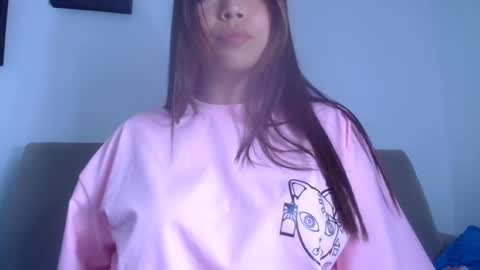 Snapshot of aleska_dollx chatting on December 2024 01:01:02 AM QUEEN OFF MILk IM BACK 15 NOV online show from December 2024 01:01:02 AM