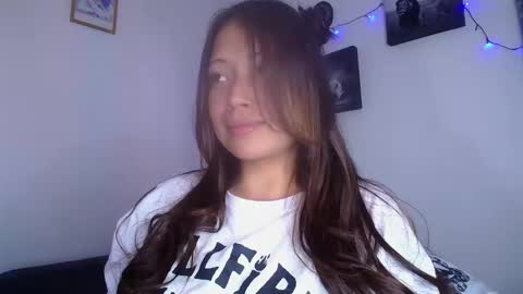 Snapshot of aleska_dollx chatting on January 2025 05:11:02 PM QUEEN OFF MILk IM BACK 15 NOV online show from January 2025 05:11:02 PM