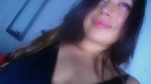 Snapshot of aleska_dollx chatting on September 2025 12:23:02 AM QUEEN OFF MILk IM BACK 15 NOV online show from September 2025 12:23:02 AM