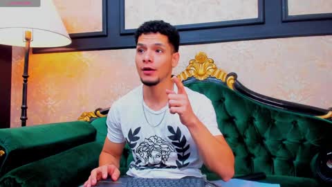 Alessandro King online show from January 2025 12:22:02 PM