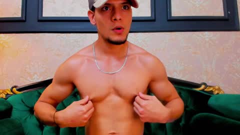 Alessandro King online show from January 2025 06:07:01 PM