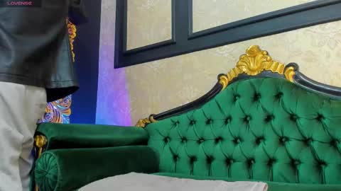 Alessandro King online show from September 2025 02:06:02 PM