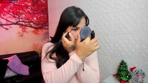 Snapshot of alessandraa_ferri_ chatting on December 2024 09:20:01 PM Alessandra online show from December 2024 09:20:01 PM