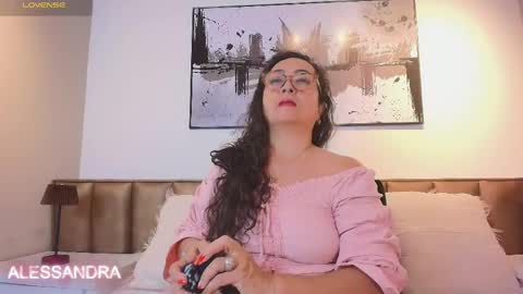 Alessandra online show from April 2026 12:20:02 PM