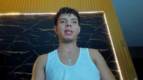 Alessandro online show from March 2026 05:22:01 AM