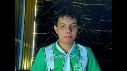 Alessandro online show from June 2026 04:46:01 AM