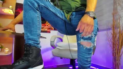 ALESSANDRO  WYE online show from January 2025 09:13:02 AM