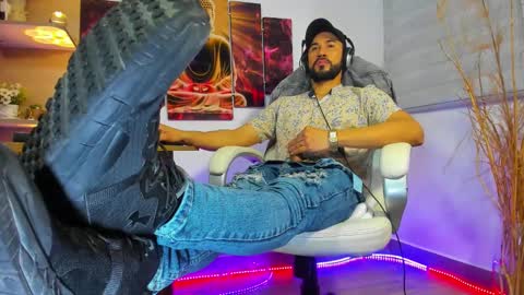 ALESSANDRO  WYE online show from January 2025 07:36:01 AM