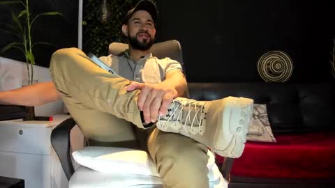 ALESSANDRO  WYE online show from September 2025 08:31:02 AM