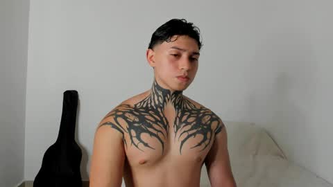 Alessandro online show from April 2026 11:57:02 PM