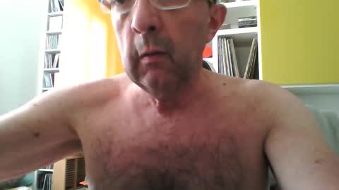 Snapshot of alessandroalexx chatting on June 2026 09:03:01 AM Daddy Alexx online show from June 2026 09:03:01 AM