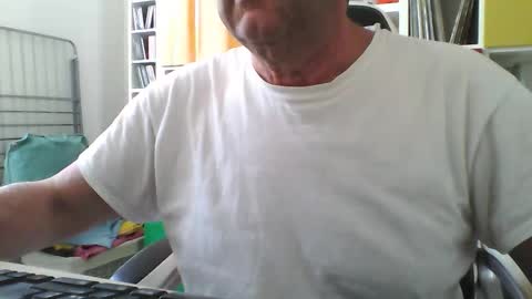 Snapshot of alessandroalexx chatting on June 2026 11:52:01 AM Daddy Alexx online show from June 2026 11:52:01 AM