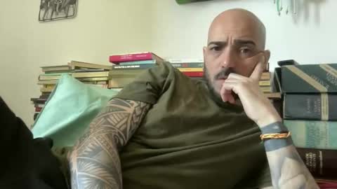 alessandromori91 online show from April 2026 09:13:01 AM