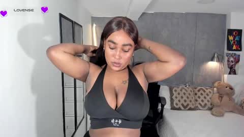 Yy  online show from September 2025 10:44:01 PM