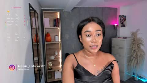 Yy  online show from November 2025 10:01:01 PM