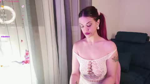 Snapshot of alessia_bloom_ chatting on May 2026 07:55:01 PM alessia_bloom_ online show from May 2026 07:55:01 PM