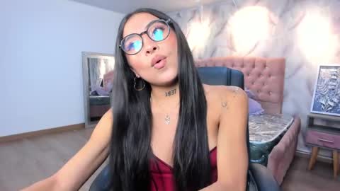 Alessia  online show from May 2026 02:09:02 AM