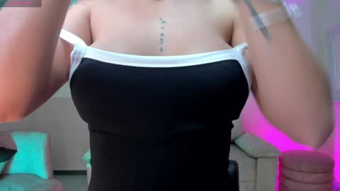 Alessia  online show from January 2025 08:43:01 PM