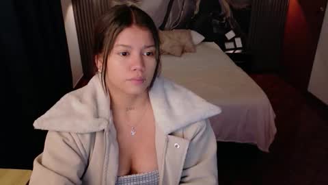 Snapshot of alessiamonroe_ chatting on February 2026 01:42:01 PM alessiamonroe_ online show from February 2026 01:42:01 PM