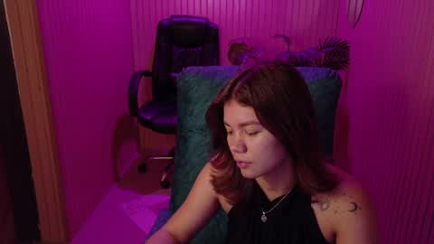 alessiamonroe_ online show from May 2026 08:28:01 PM