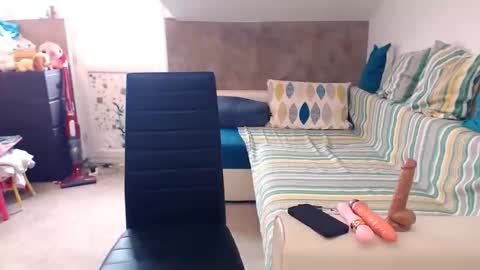 AlesyadollBlonde online show from October 2025 12:44:02 PM