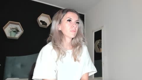 alesys69 online show from December 2024 12:00:02 AM