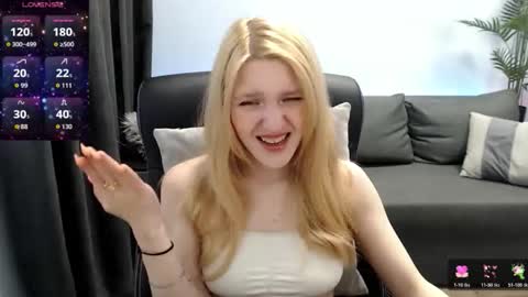 Snapshot of aletta_pearl chatting on June 2026 07:57:01 AM aletta_pearl online show from June 2026 07:57:01 AM