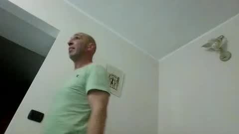 alex120475 online show from February 2026 09:18:02 PM