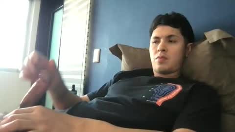 alex20mndz online show from March 2026 08:12:01 PM