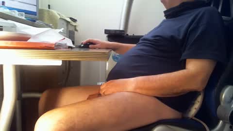 Snapshot of alex47100 chatting on January 2025 09:13:02 AM alex47100 online show from January 2025 09:13:02 AM