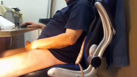 Snapshot of alex47100 chatting on February 2025 03:31:02 PM alex47100 online show from February 2025 03:31:02 PM