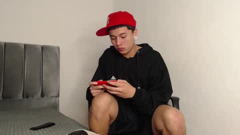 Snapshot of alex__lover chatting on December 2024 06:26:01 AM Owen online show from December 2024 06:26:01 AM