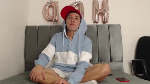 Snapshot of alex__lover chatting on December 2024 01:58:02 AM Owen online show from December 2024 01:58:02 AM