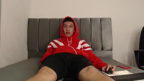 Snapshot of alex__lover chatting on December 2024 05:38:02 AM Owen online show from December 2024 05:38:02 AM