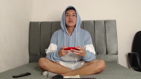 Snapshot of alex__lover chatting on December 2024 06:13:02 AM Owen online show from December 2024 06:13:02 AM