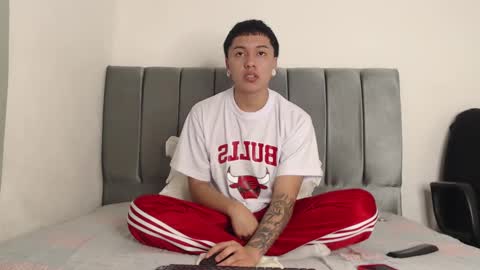 Snapshot of alex__lover chatting on January 2025 12:59:01 AM Owen online show from January 2025 12:59:01 AM