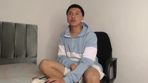 Snapshot of alex__lover chatting on January 2025 04:34:02 AM Owen online show from January 2025 04:34:02 AM