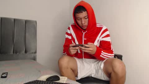 Snapshot of alex__lover chatting on January 2025 10:12:02 PM Owen online show from January 2025 10:12:02 PM