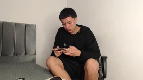 Snapshot of alex__lover chatting on January 2025 05:30:01 AM Owen online show from January 2025 05:30:01 AM